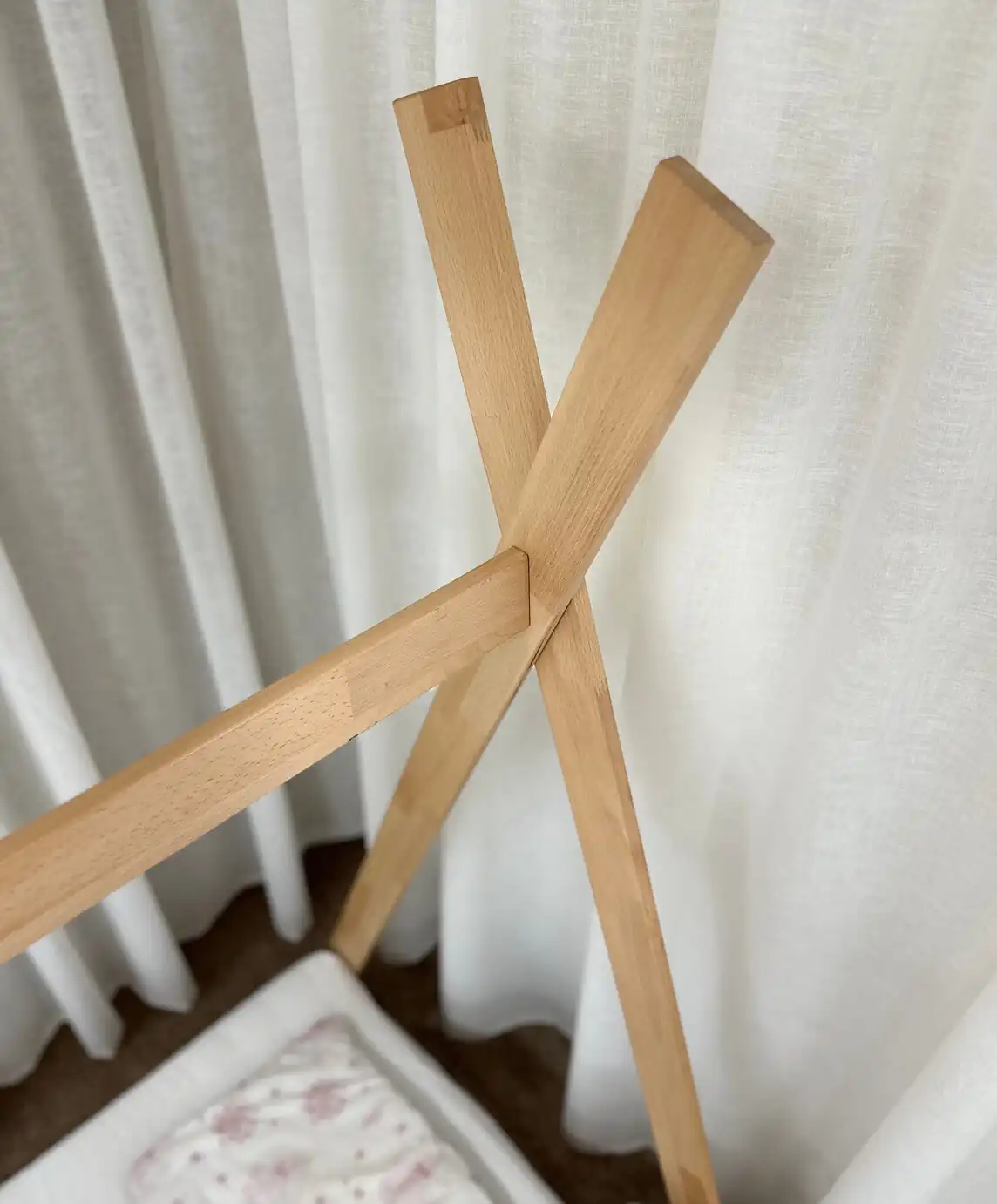 Bukowe łóżko Tipi 9 Bukowe łóżko Tipi - obrazek 9